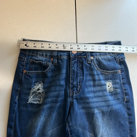 Royalty Dream Fit, High Rise, Ankle, Distressed Skinny Jeans, Size 4 - Picture 7 of 10